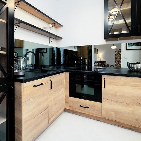 Apartamenty Everysky - Gorna 8 イェレニャ・グーラ エクステリア 写真