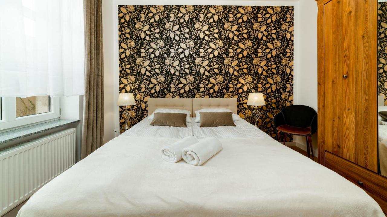 Apartamenty Everysky - Gorna 8 イェレニャ・グーラ エクステリア 写真