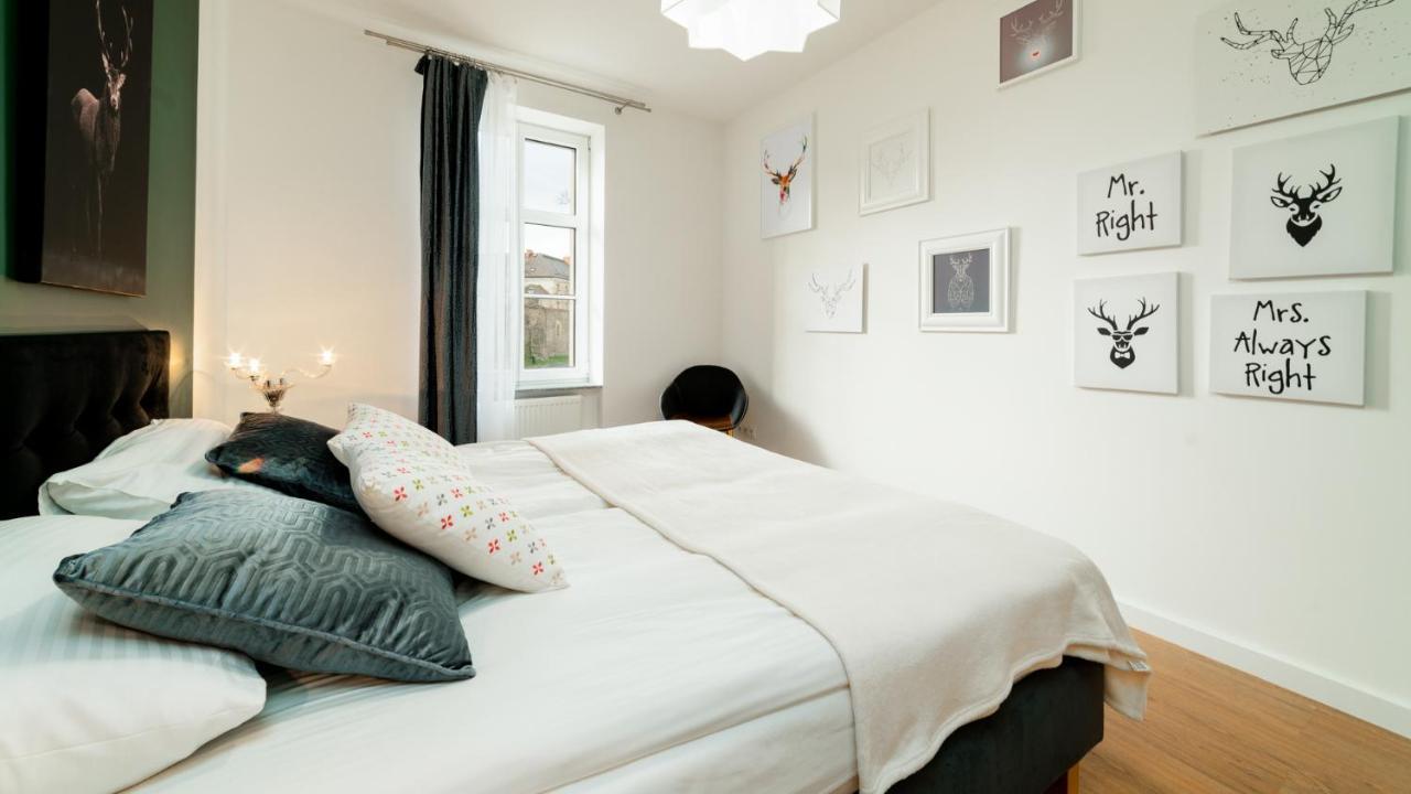 Apartamenty Everysky - Gorna 8 イェレニャ・グーラ エクステリア 写真